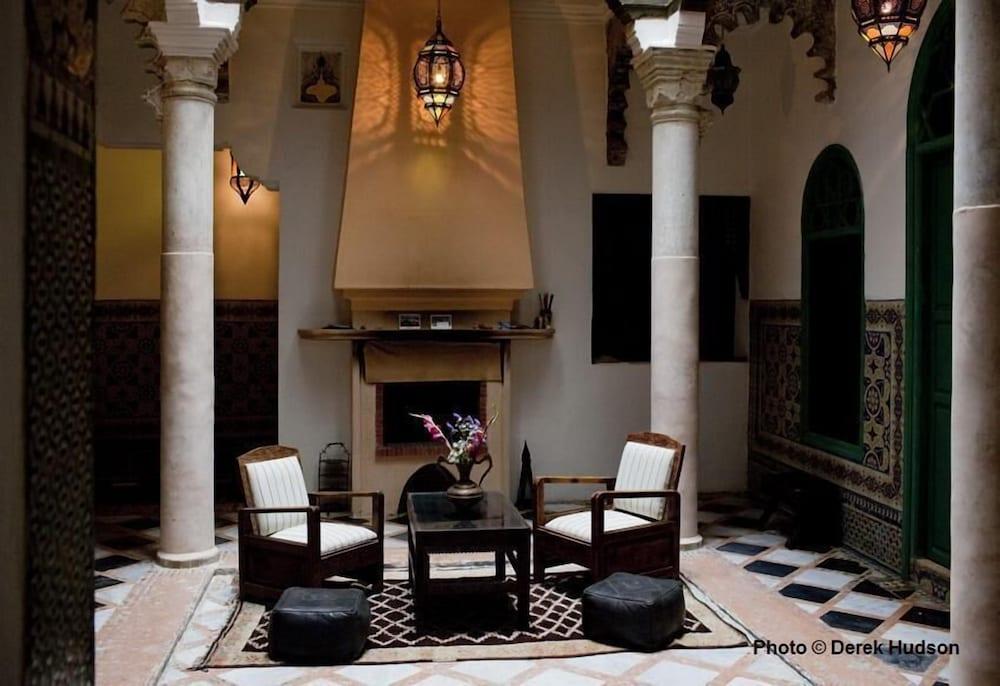 Riad Arous Chamel Танжер Екстериор снимка